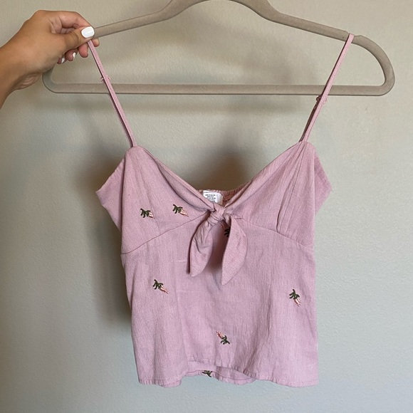 Tilly's Tops - Embroidered tank top